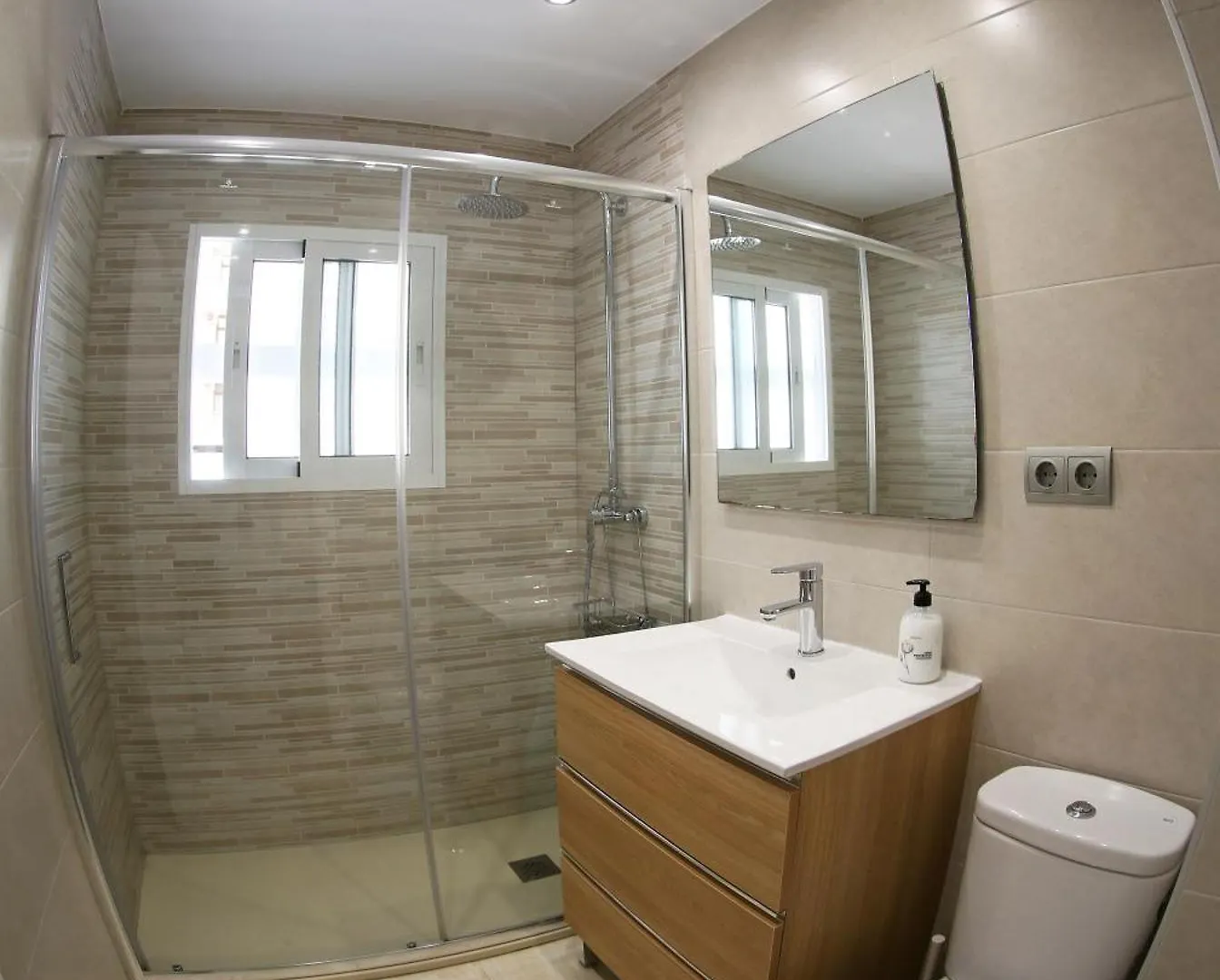 Benalmadena Alay Pool & Beach 0*,  إسبانيا
