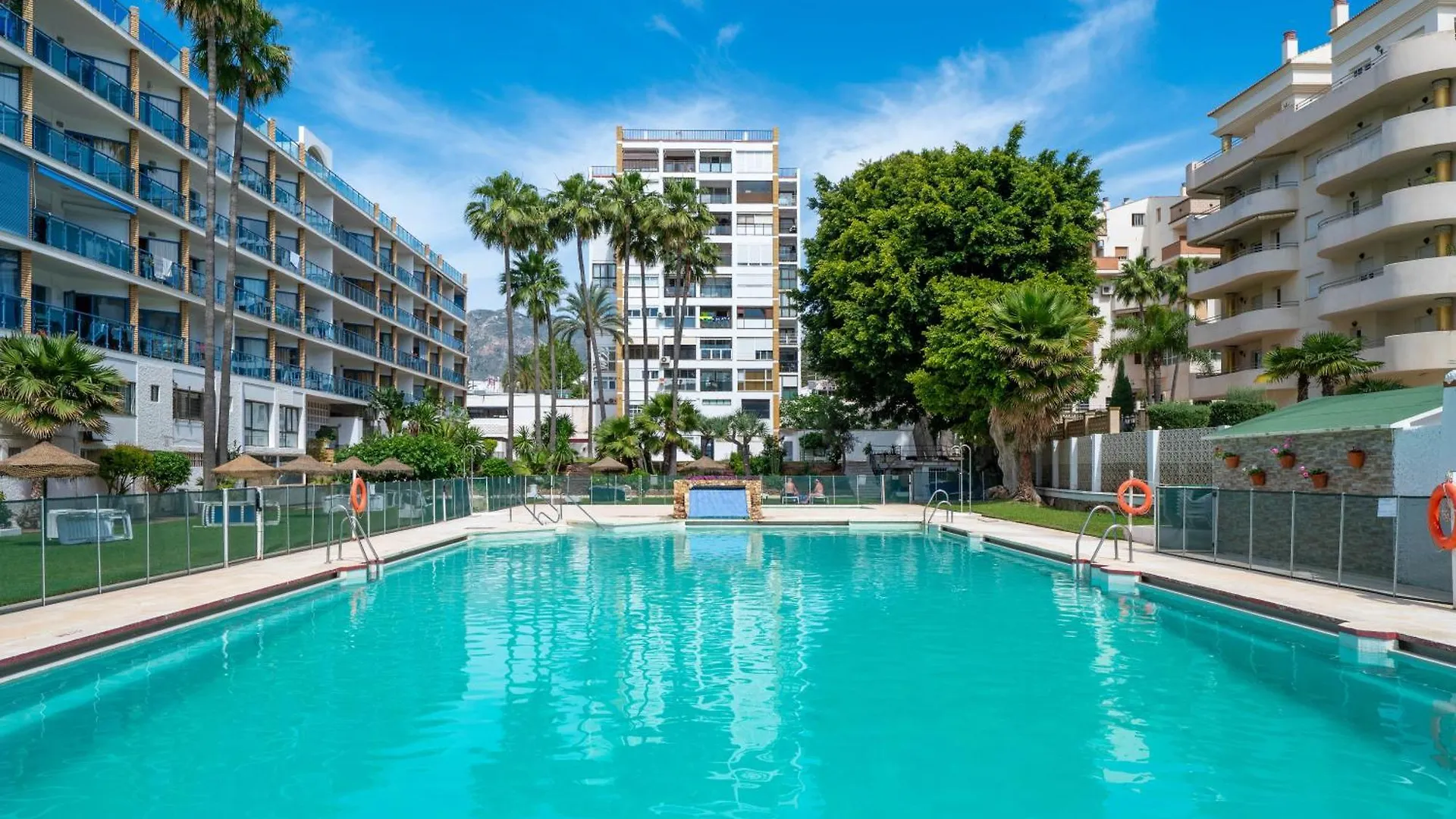 Benalmadena Alay Pool & Beach