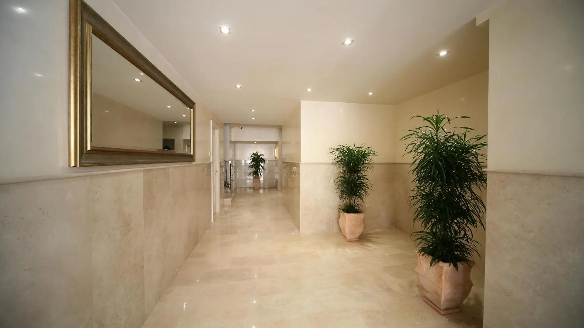 Benalmadena Alay Pool & Beach Apartment